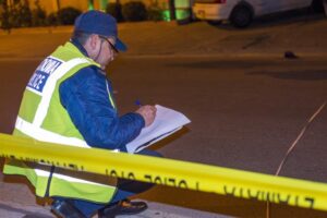 Κουκουλοφόροι σε μοτοσικλέτες οι δράστες της επίθεσης σε αλλοδαπούς ντελιβεράδες