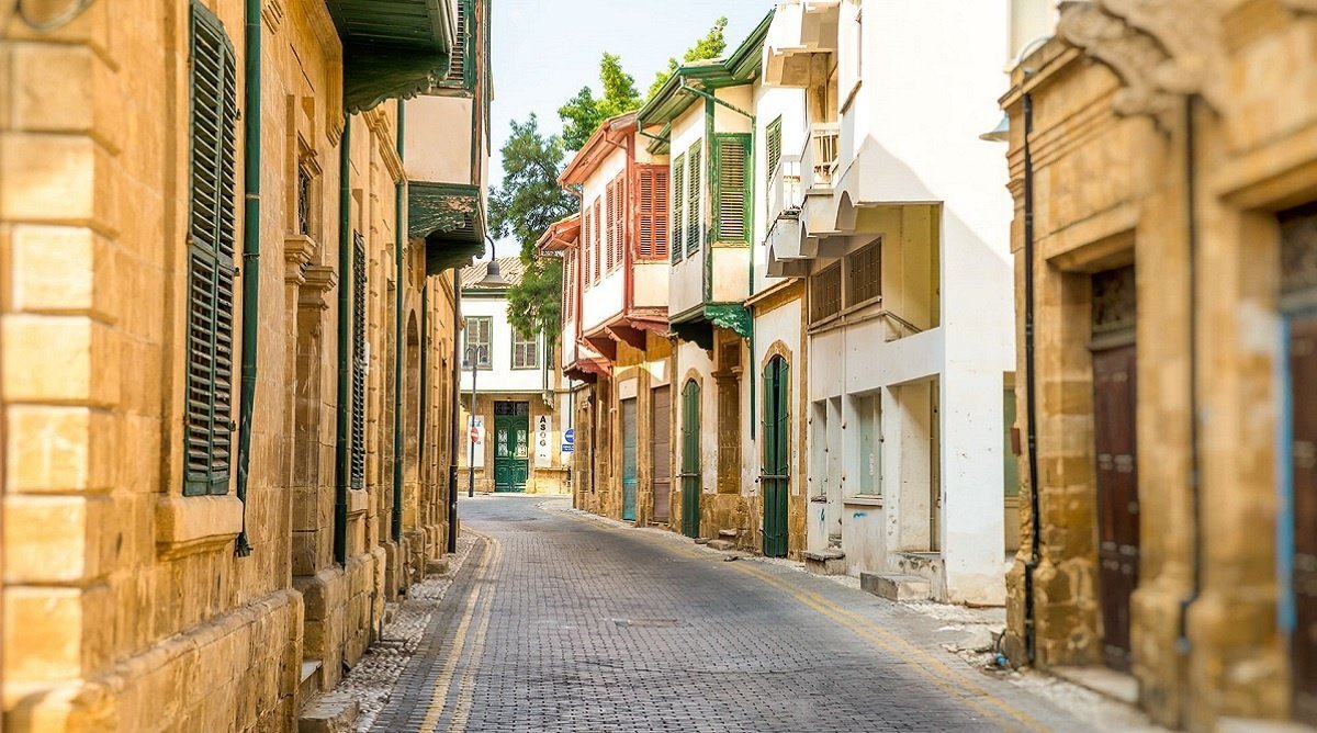 Αυτές είναι οι 6 οικοδομές που κήρυξε επικίνδυνες ο Δήμος Λευκωσίας