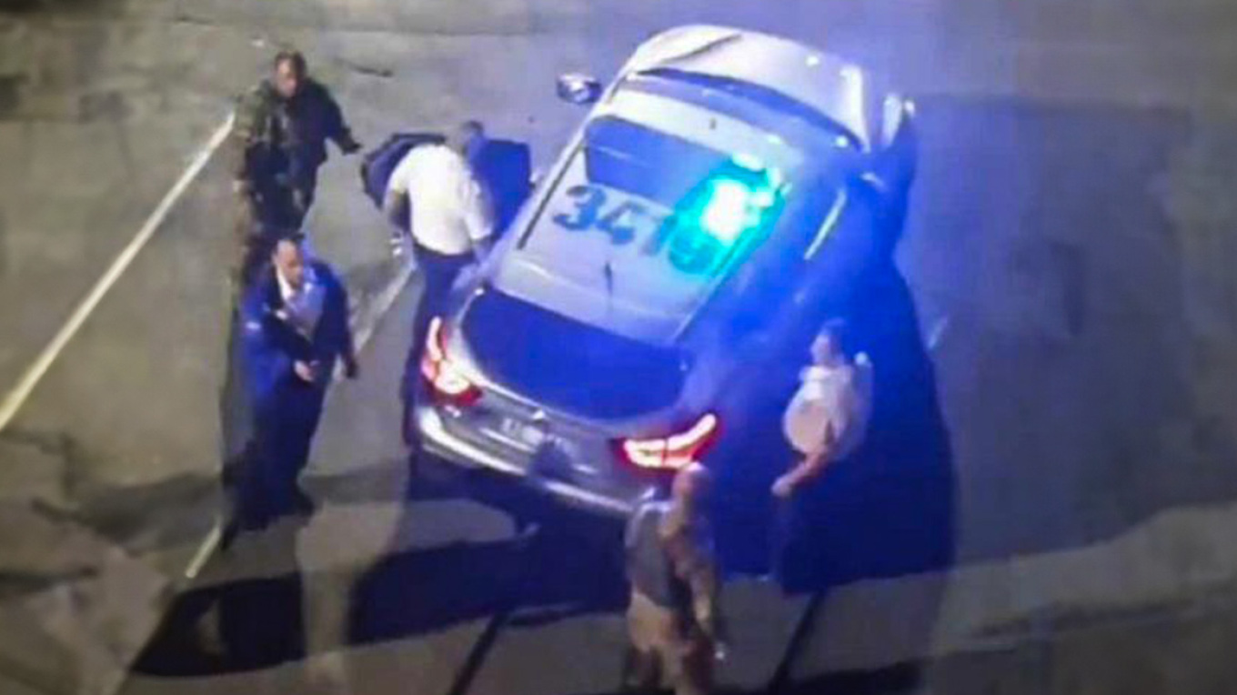 Blue Horizon: Η στιγμή της σύλληψης του πληρώματος για ανθρωποκτονία από κοινού