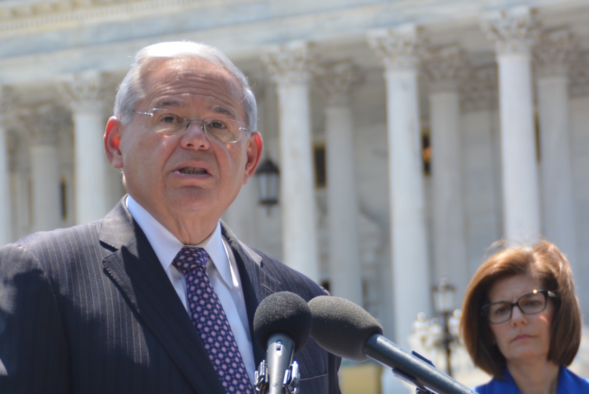 Ο Μενέντεζ ανακοινώνει ότι διεκδικεί την επανεκλογή του