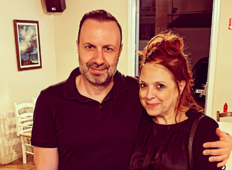 Τρύφωνος: Αγνώριστος 25 χρόνια πριν – Η φωτογραφία με την Ράντου τότε και τώρα