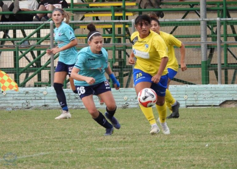 Νίκες για Λευκοθέα και Άρη