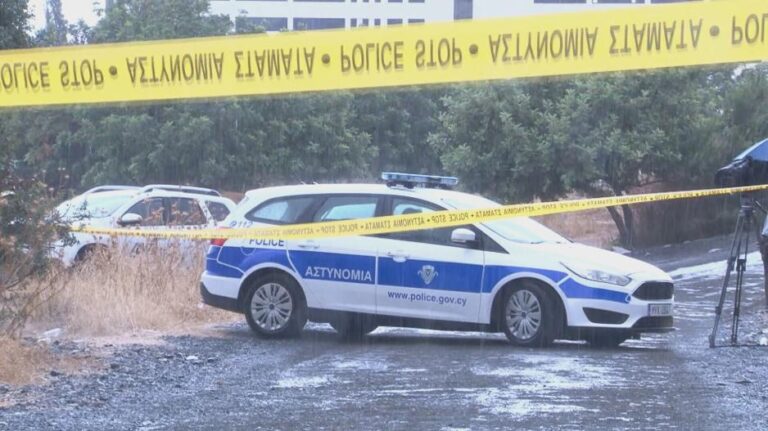 Τον μαχαίρωσε για ασήμαντο λόγο μπροστά στα μάτια του φίλου του