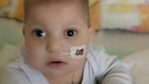 «Έσβησε» μια μέρα πριν τα πρώτα γενέθλιά της η μικρή Βασούλα Εφραιμία