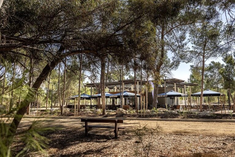 Νέο Caffè Nero στο Πάρκο Ακαδημίας. Διάλειμμα από την πόλη!