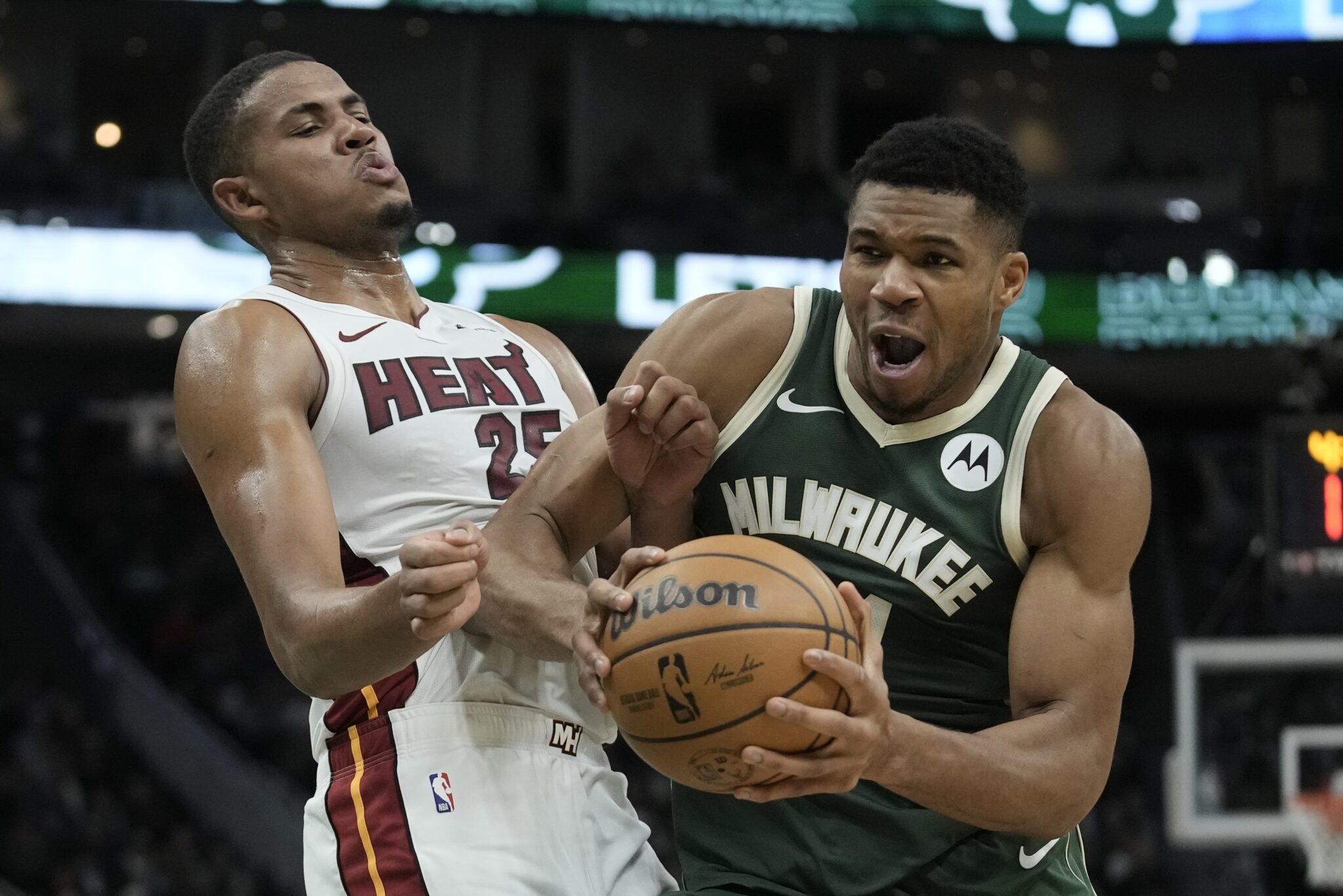 Πήραν ρεβάνς από Μαϊάμι με σούπερ Γιάννη και Λίλαρντ οι Μπακς