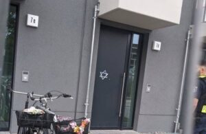 Σημαδεύουν σπίτια Εβραίων στο Βερολίνο με το Αστέρι του Δαβίδ (ΦΩΤΟ)