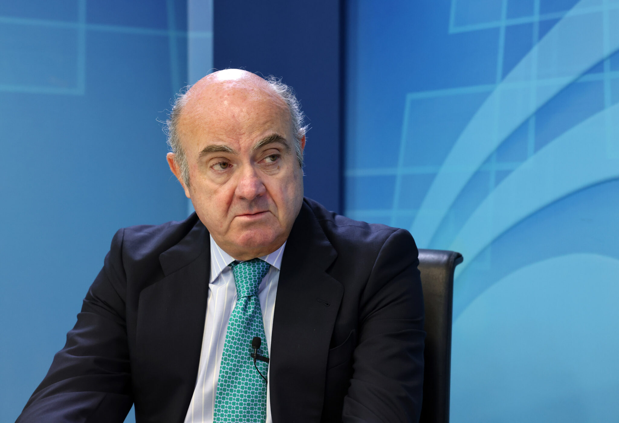 Αντιπρόεδρος ΕΚΤ: Πρόωρο να εξεταστεί μείωση επιτοκίων