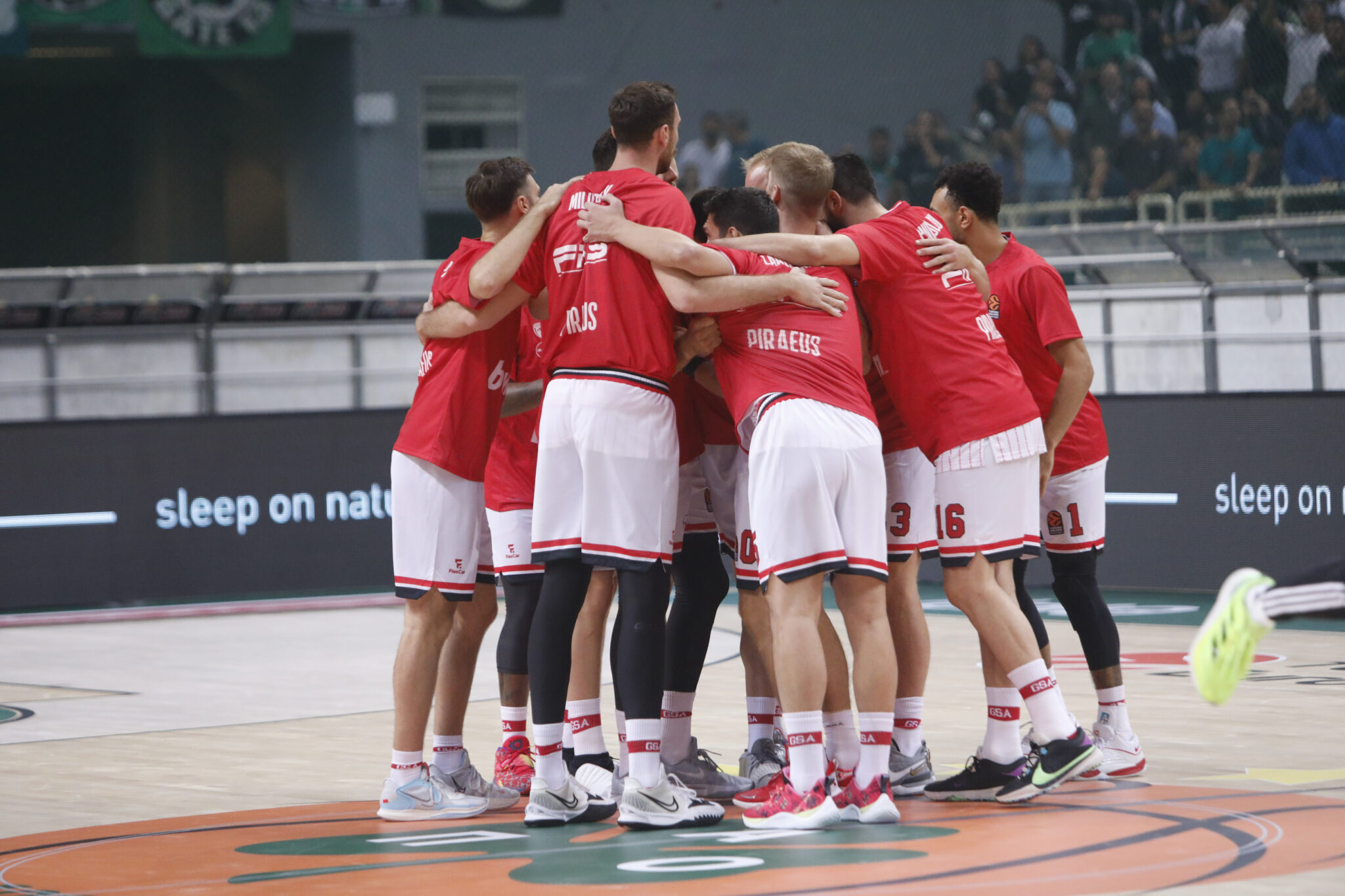 «Πλήρωσε» την αστοχία του και ηττήθηκε στο Μιλάνο ο Ολυμπιακός