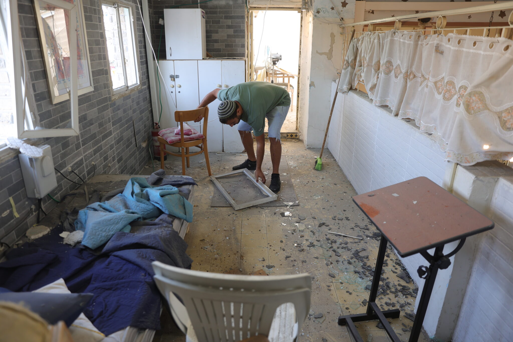 Νεογνό και διασωληνωμένο παιδάκι ανάμεσα στους Κύπριους ασθενείς στο Τελ Αβίβ