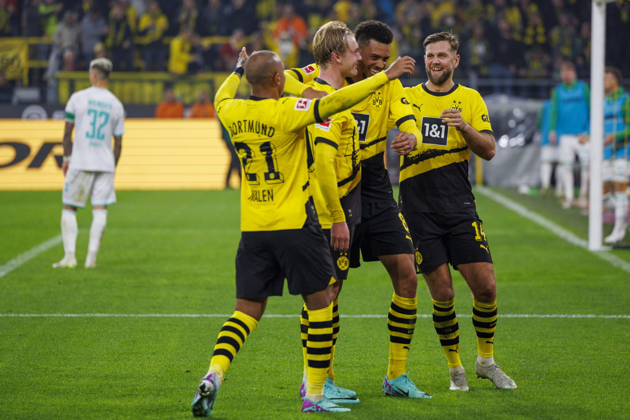 Ο Μπράντ έστειλε τη Ντόρτμουντ στην κορυφή
