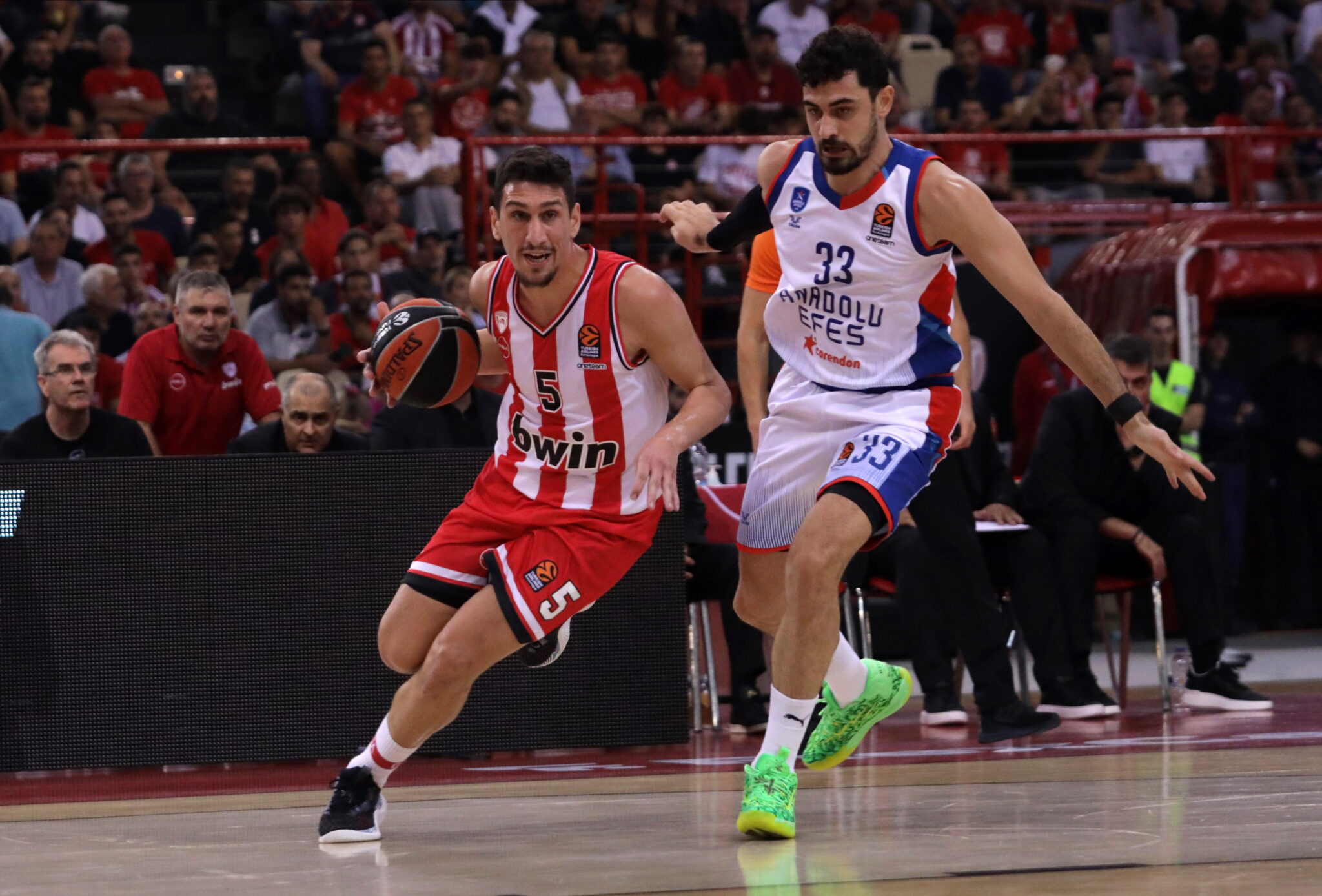 «Πάτησε» την Εφές ο Ολυμπιακός!