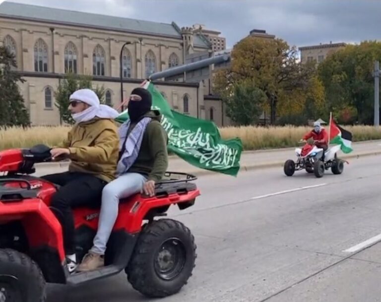 Χέρι-χέρι ακροαριστεροί και οπαδοί της Χαμάς σπέρνουν τον τρόμο στις ΗΠΑ