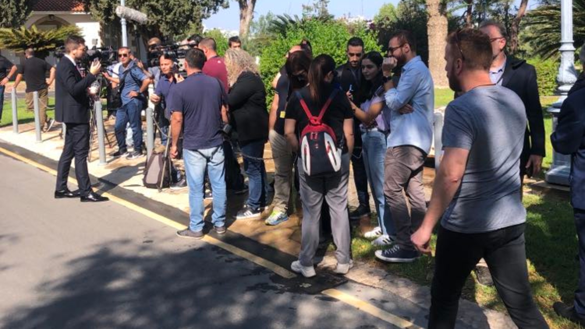 ΦΩΤΟ: Μάζωξη στο Προεδρικό για τον Κασσελάκη όπως στο «κούρεμα του 2013»