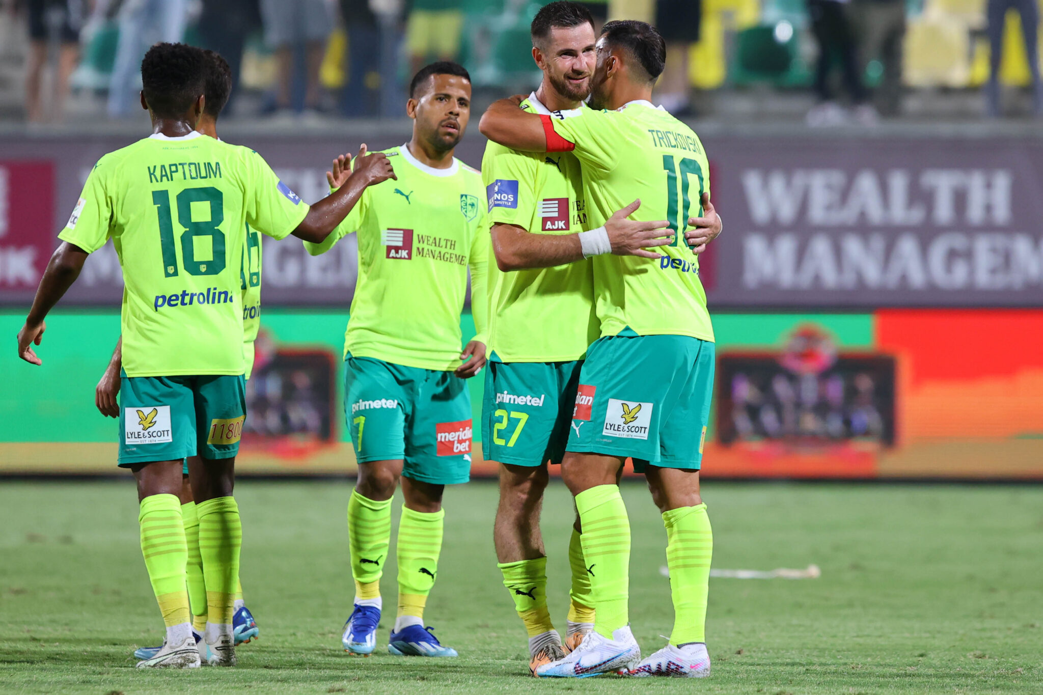 Να δείξει τα… δόντια της η ΑΕΚ