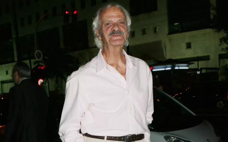 Πέθανε ο Σπύρος Φωκάς