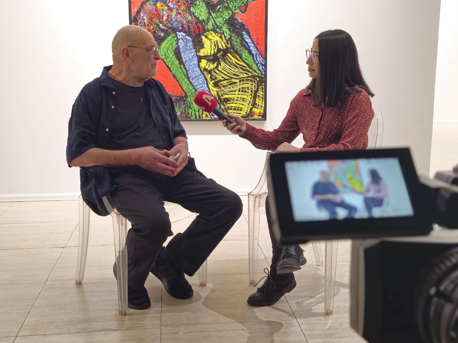 Κίκος Λανίτης: «Η τέχνη είναι αντίσταση, κανένας δεν σκοτώθηκε από πινέλο» (VID)