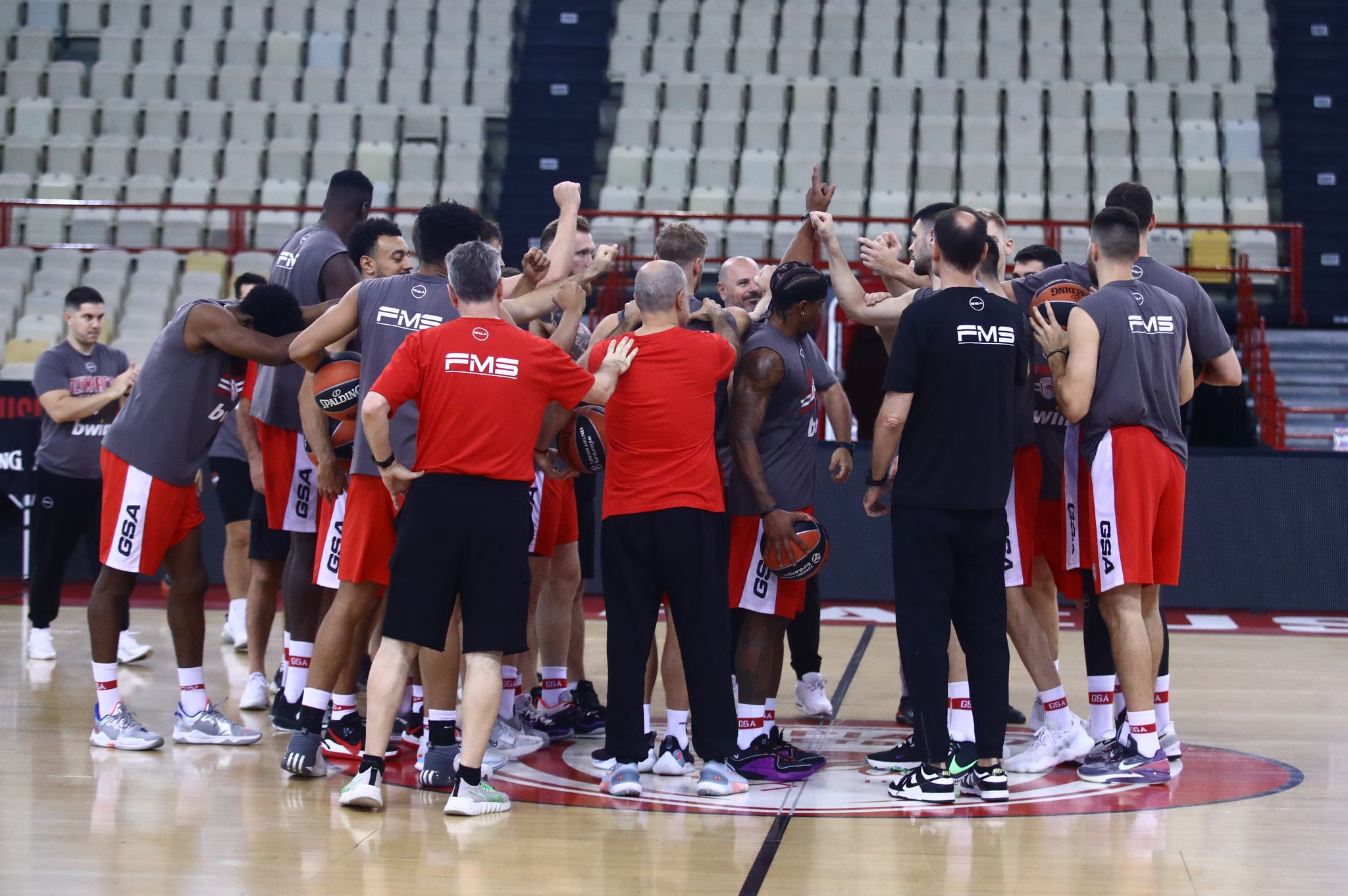 Επιστρέφει στο ΣΕΦ με μοναδικό στόχο τη νίκη κόντρα στη Μπασκόνια ο Ολυμπιακός