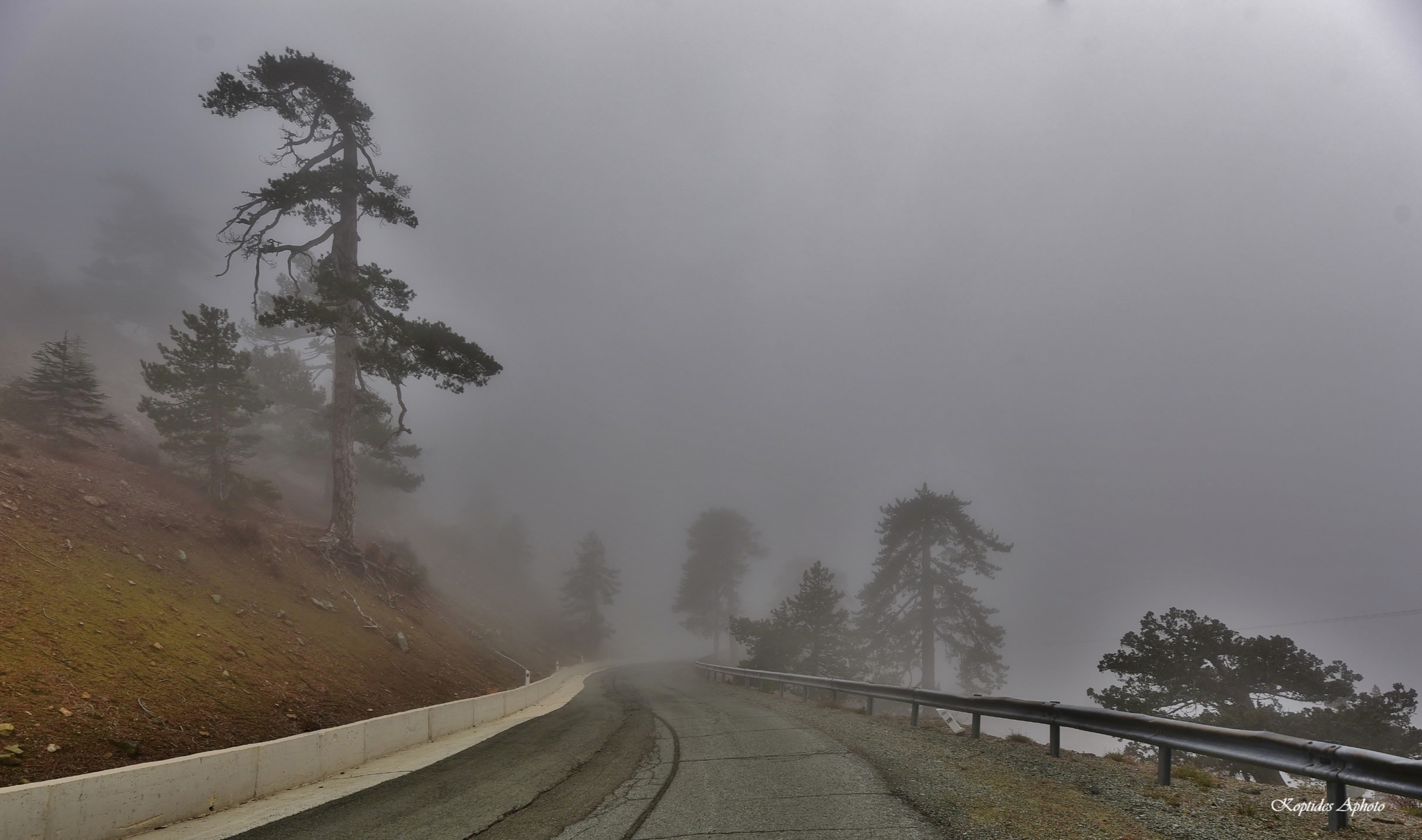 ΒΙΝΤΕΟ: Ισχυροί άνεμοι και έντονες βροχοπτώσεις σε διάφορες περιοχές της Κύπρου