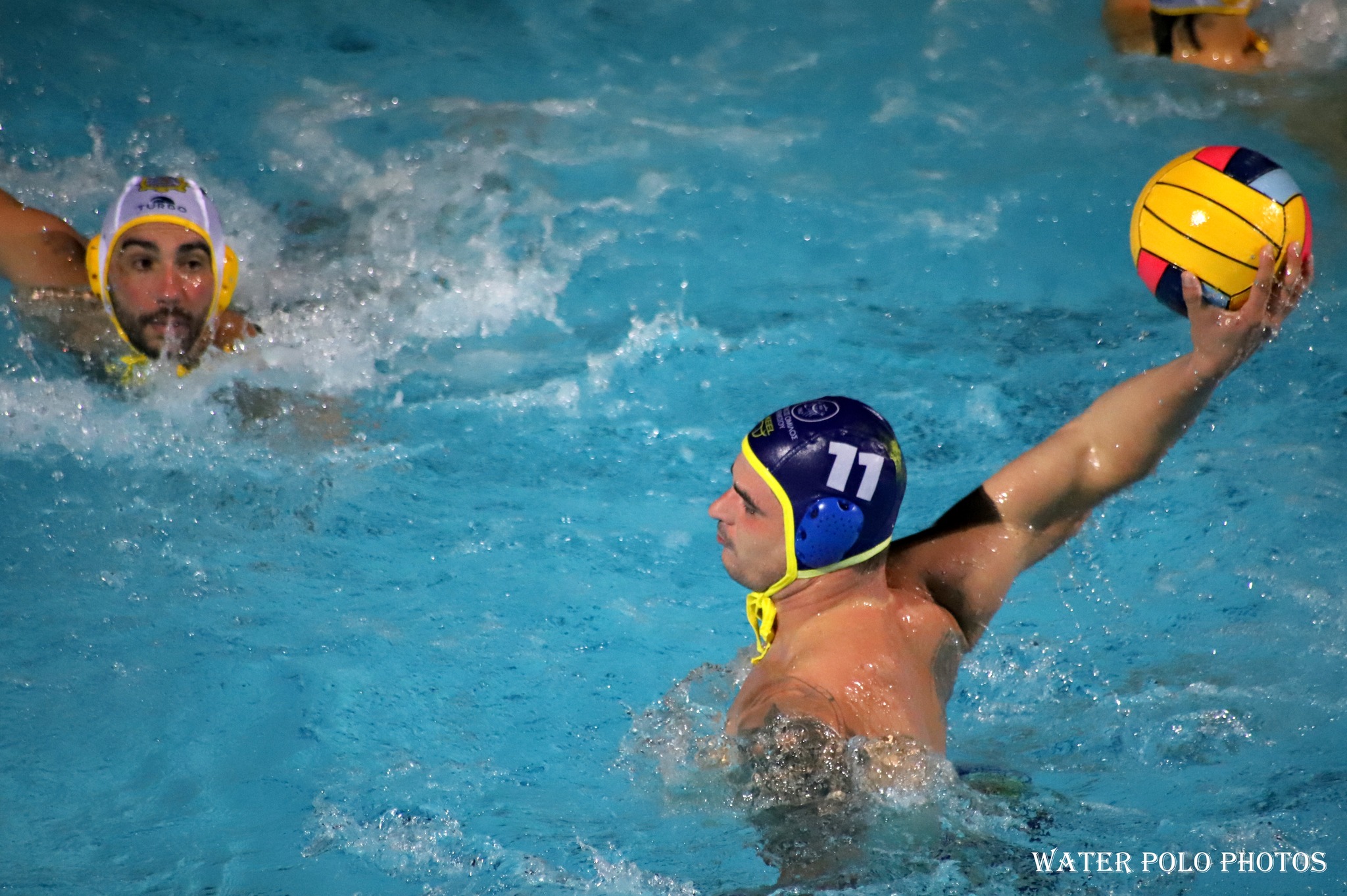 Υδατοσφαίριση: ΑΠΟΕΛ και Λεμεσός οδηγούν την κούρσα