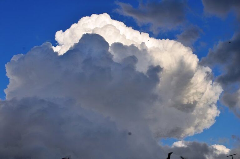 Πλησιάζει την Κύπρο βαρομετρικό χαμηλό με κέντρο στη Μικρά Ασία