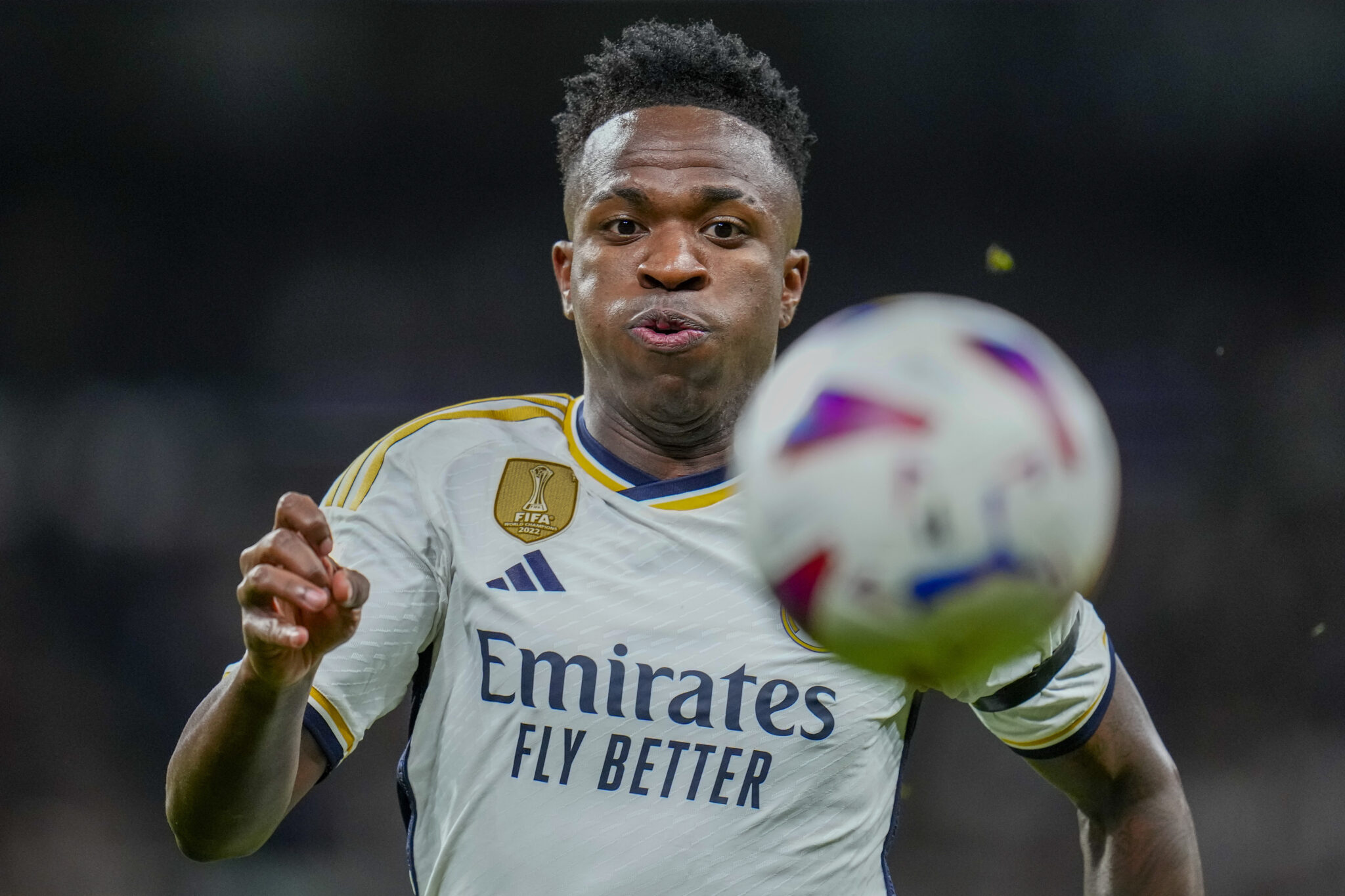 Νοκ άουτ για 10 εβδομάδες με ρήξη στον δικέφαλο ο Βινίσιους