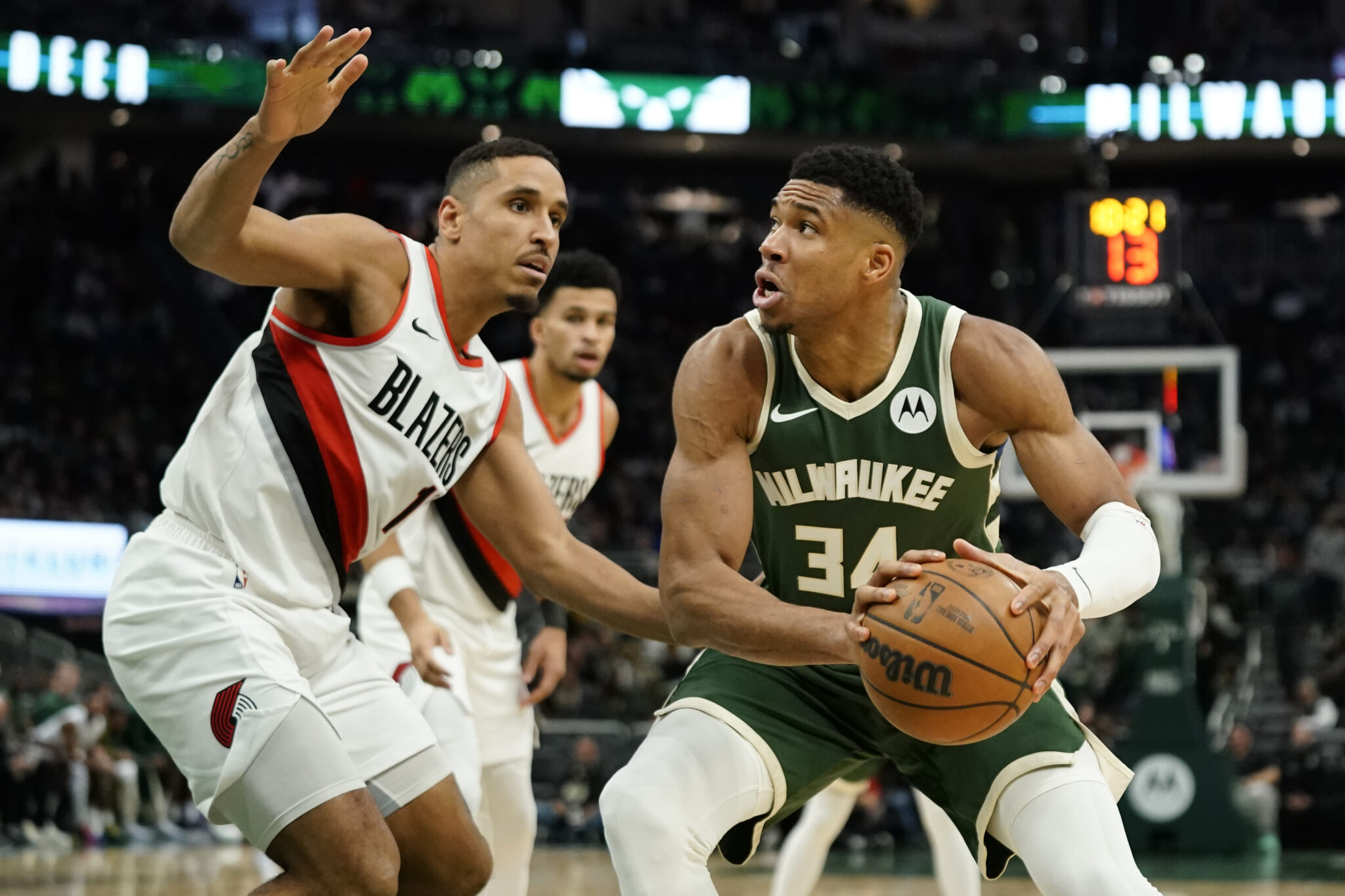 Μυθικός Γιάννης, οδήγησε τους Μπακς σε ασύλληπτη ανατροπή από το -26