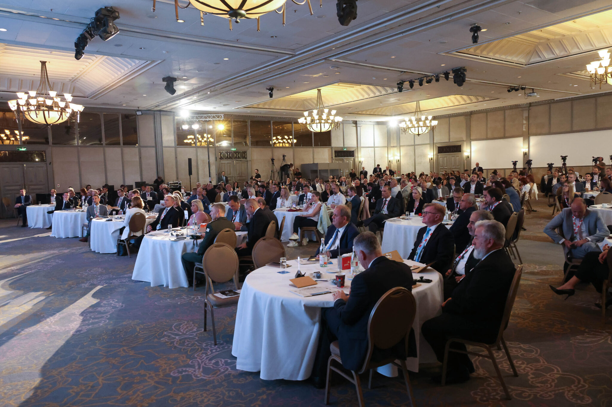 «Η Ευρώπη να αποφασίσει για το πολιτικό της μέλλον»