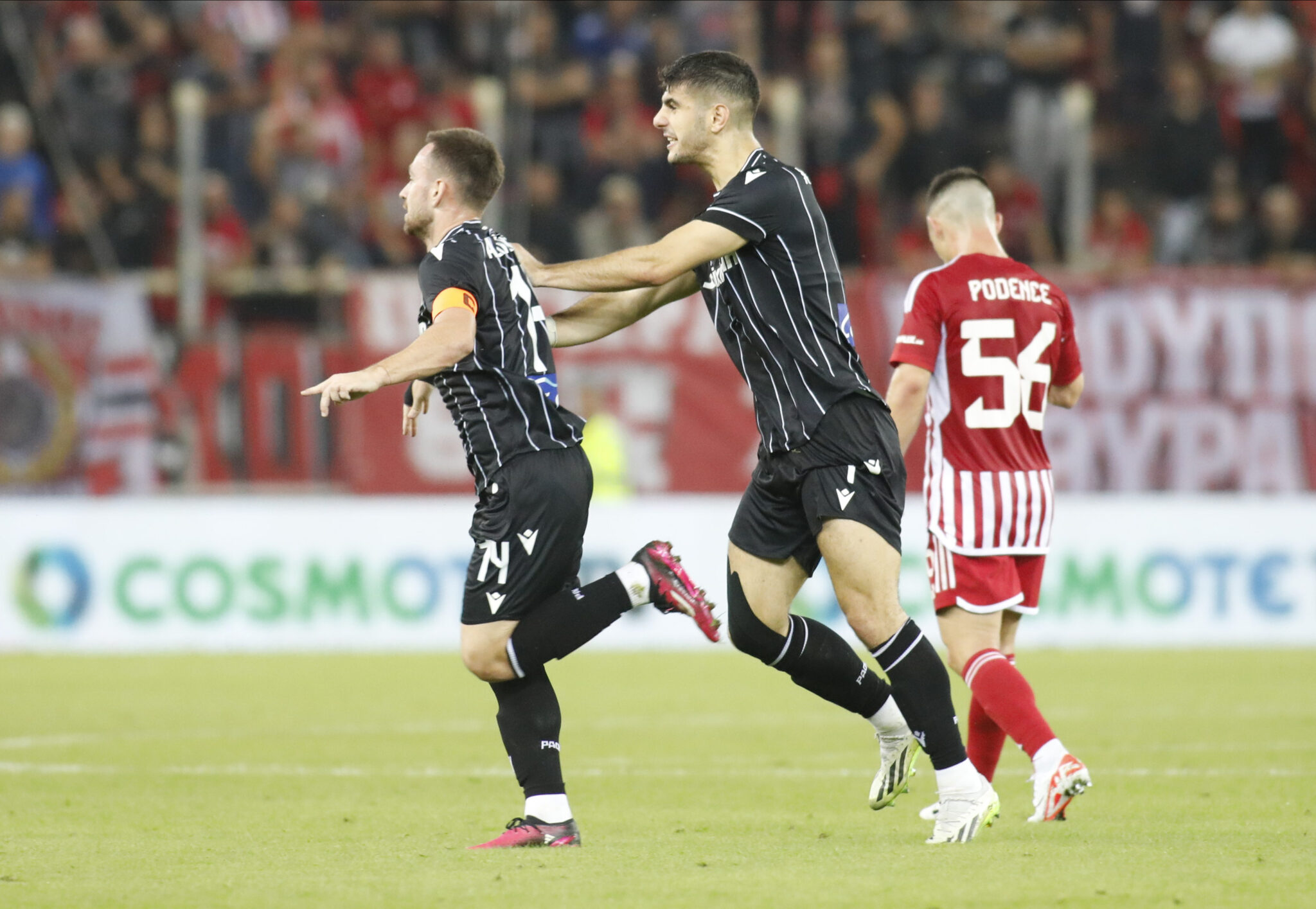 Έγραψε ιστορία με τo δεύτερο μεγαλύτερο διπλό επί του Ολυμπιακού ο ΠΑΟΚ