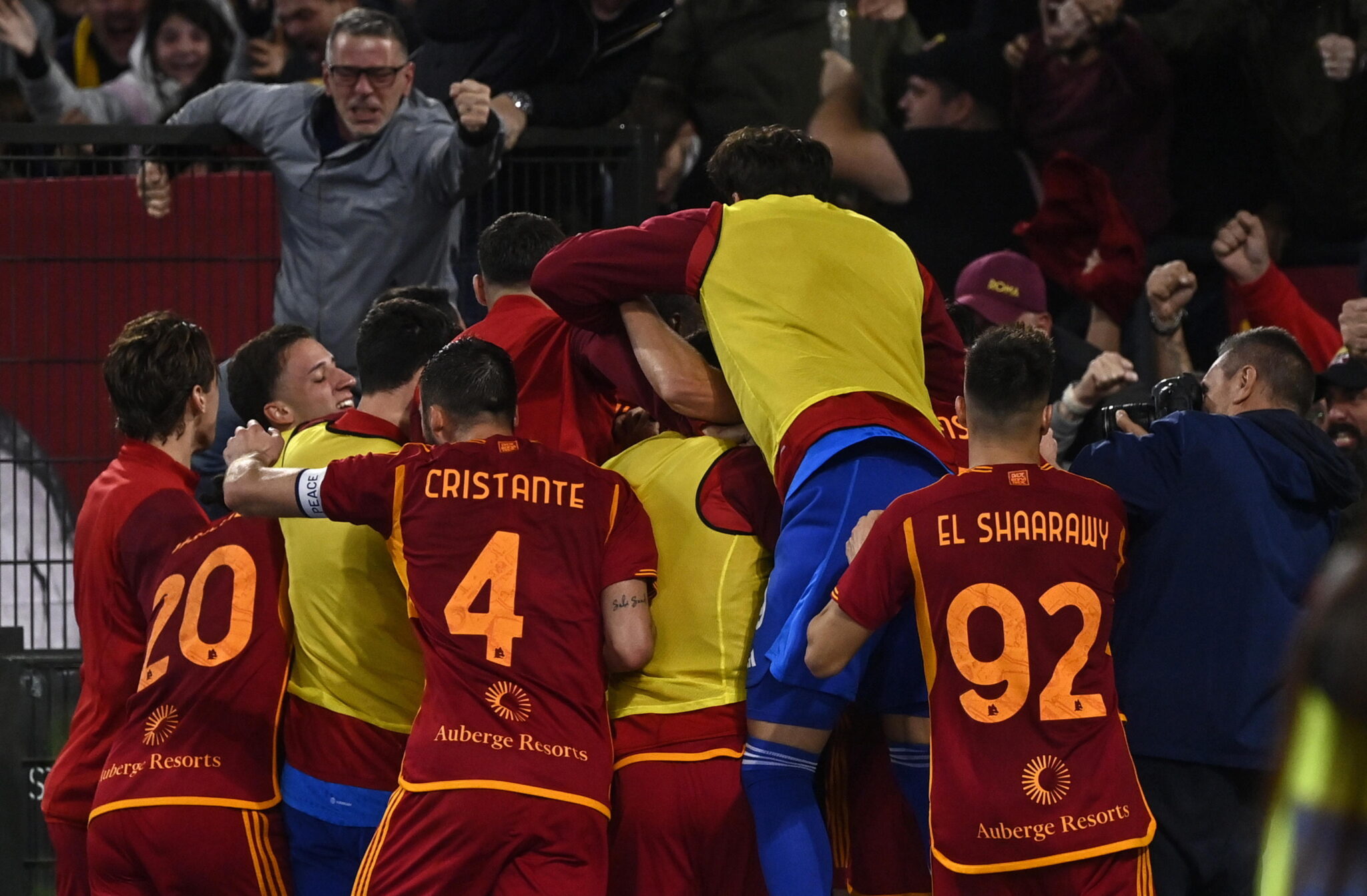 Μυθική ανατροπή της Ρόμα με γκολ στο 91' και το 94' κόντρα στη Λέτσε