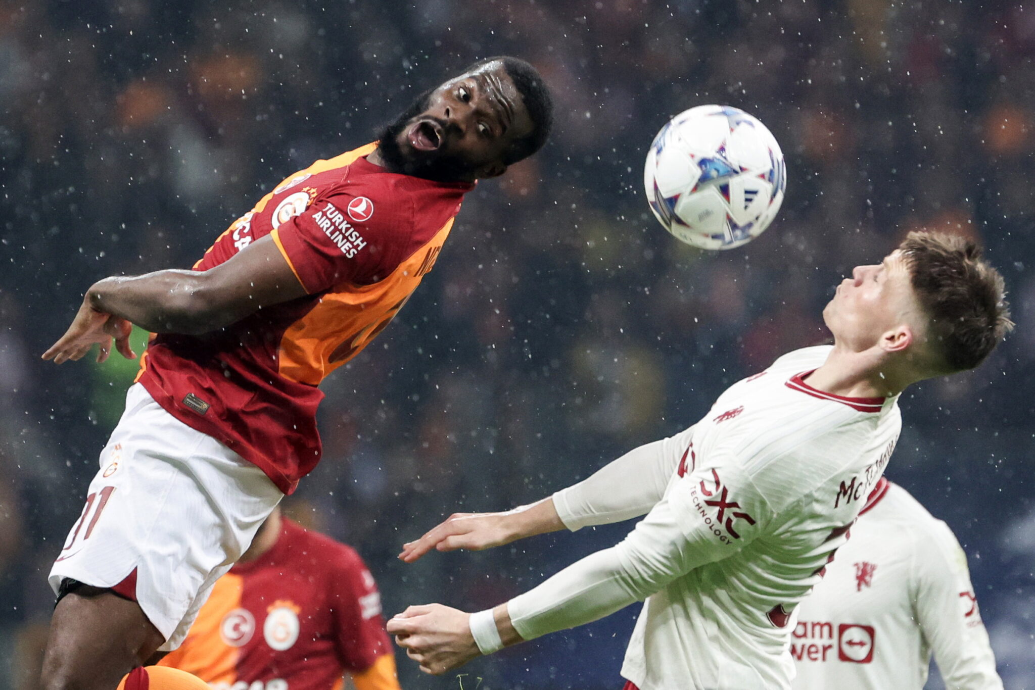 «Αυτοκτόνησε» στη ματσάρα της Πόλης η Μάντσεστερ Γιουνάιτεντ και… τρέχει