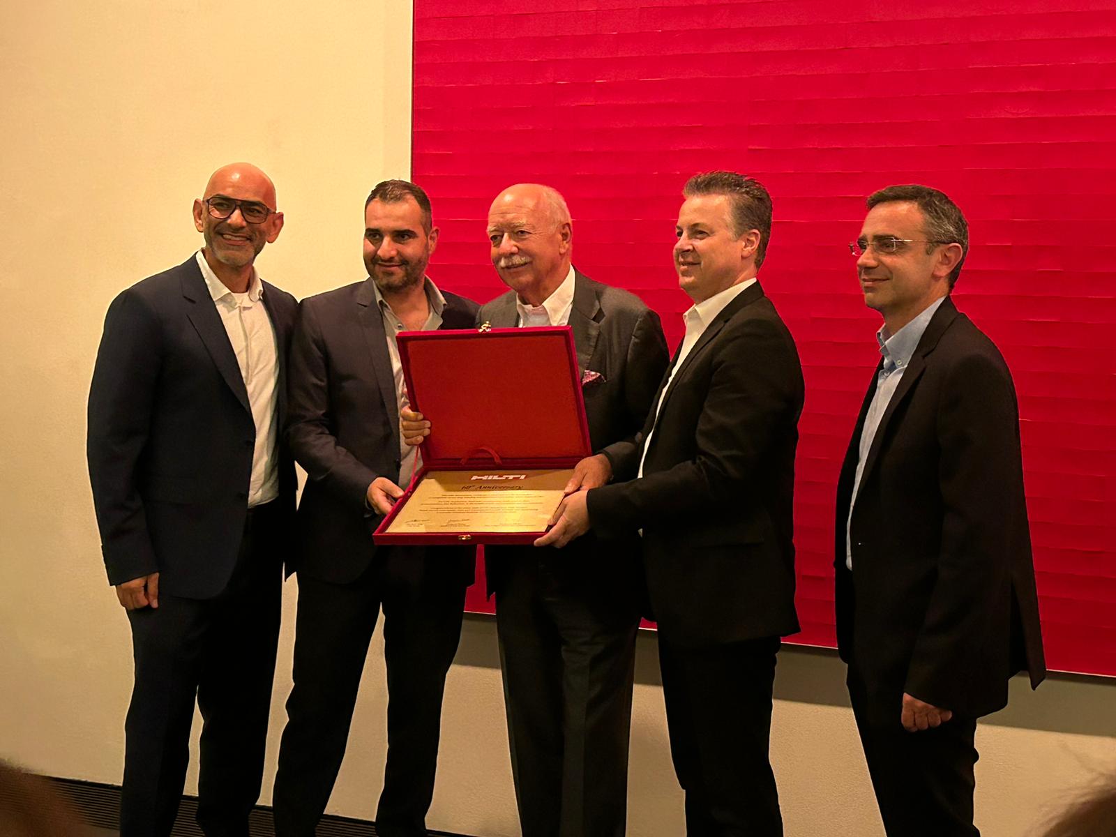 Τιμητική διάκριση στη CTC Automotive  για τα 60 χρόνια HILTI στην Κύπρο