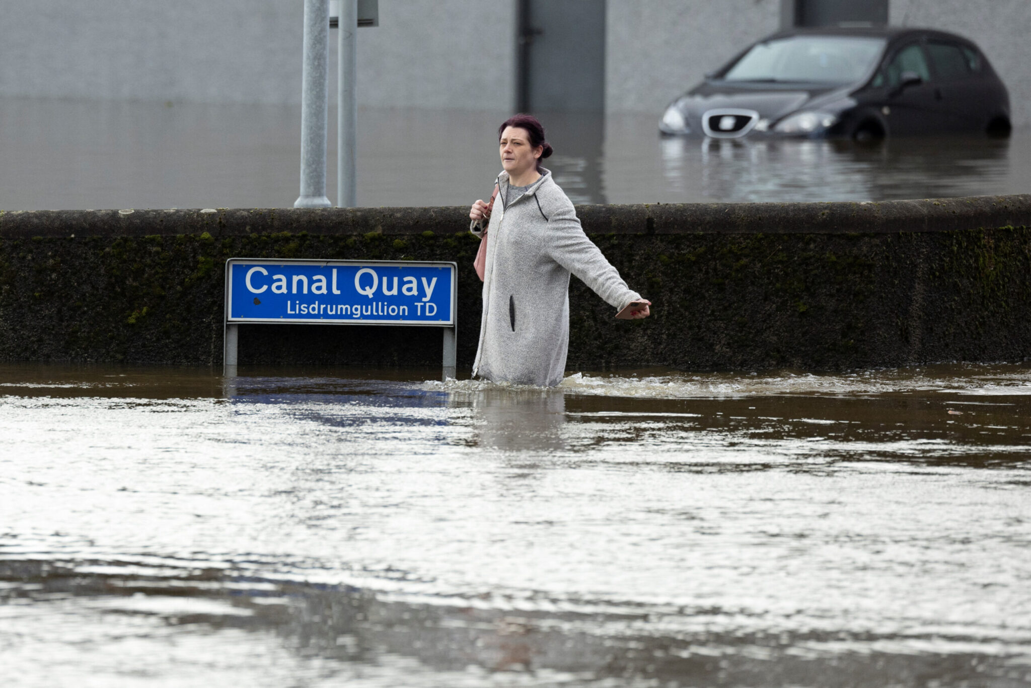 Τουλάχιστον 10 νεκροί από την καταιγίδα Ciaran στη Δυτική Ευρώπη (ΒΙΝΤΕΟ)