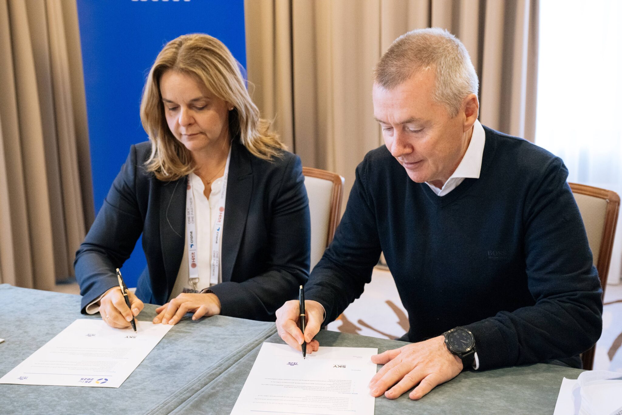 Στοχεύοντας στην αλλαγή: Η SKY express δεσμεύεται για ουσιαστική ισότητα φύλων