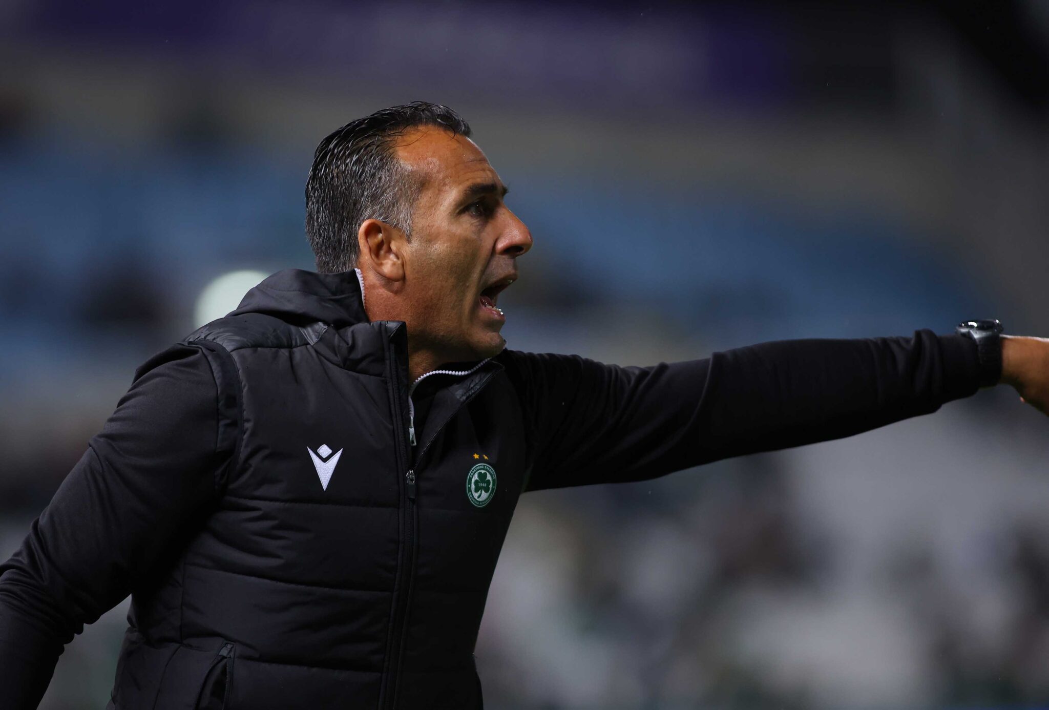 Περιμένει για δύο ο Σωφρόνης στην Ομόνοια