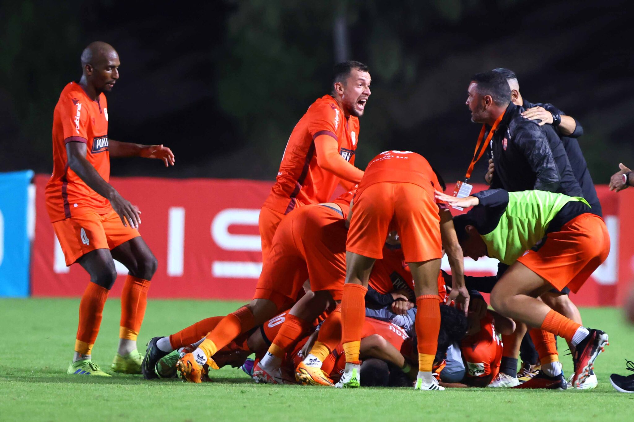 «Ξέρανε» τον Άρη και τον έριξε από την κορυφή η Καρμιώτισσα (ΒΙΝΤΕΟ)