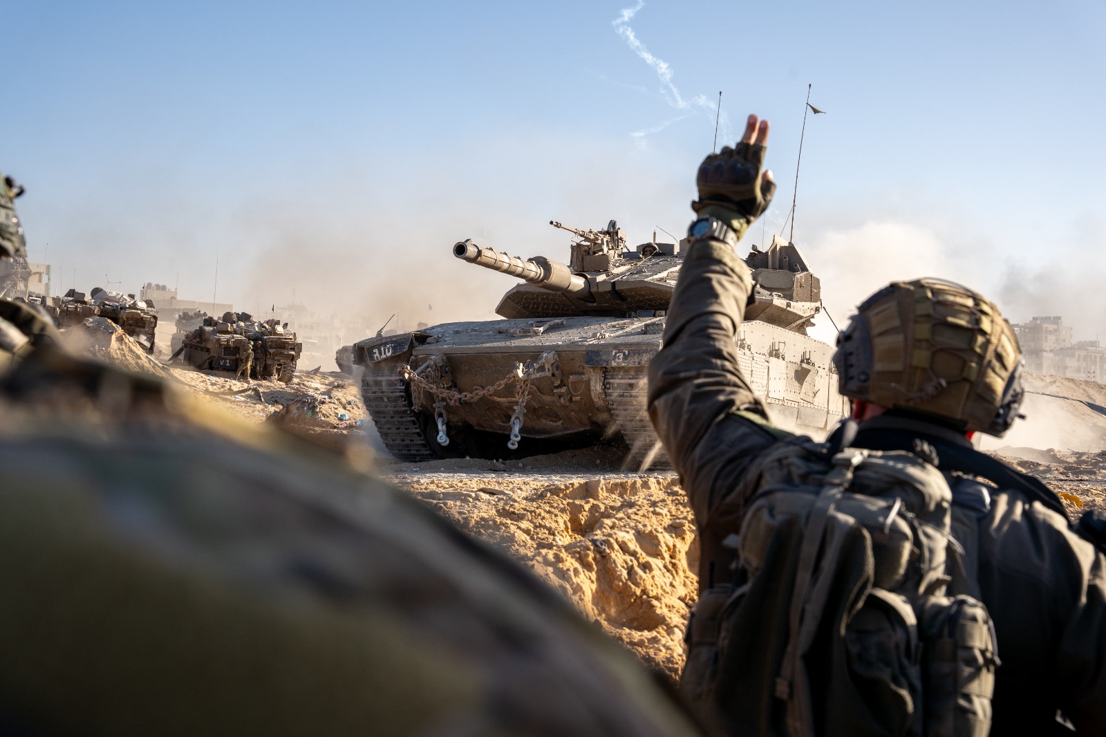 Ρέει ασταμάτητα το αίμα στη Γάζα, νέο χτύπημα κατά νοσοκομείου