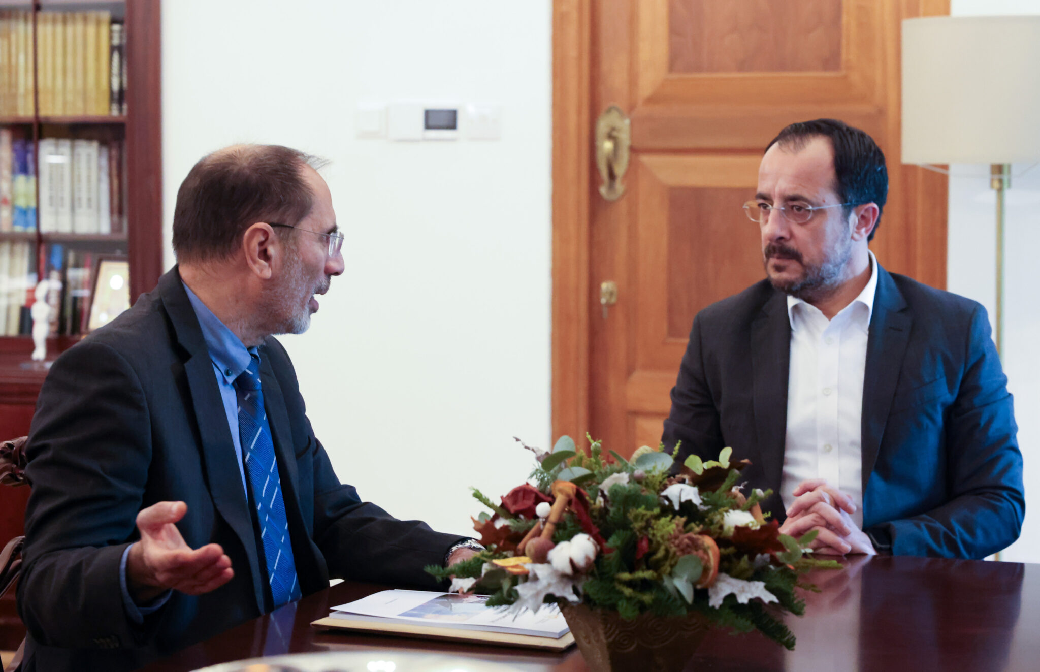 Xωρίς συζήτηση διαφωνιών η πρώτη συνάντηση Προέδρου-Ελεγκτή μετά τη σύγκρουση