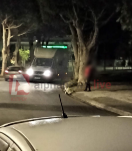 Έγκλημα δίχως τέλος: Κανονικά στα πόστα τους… στο πεζοδρόμιο (ΒΙΝΤΕΟ)