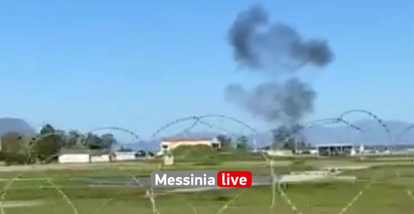 Πτώση εκπαιδευτικού αεροπλάνου στην Καλαμάτα