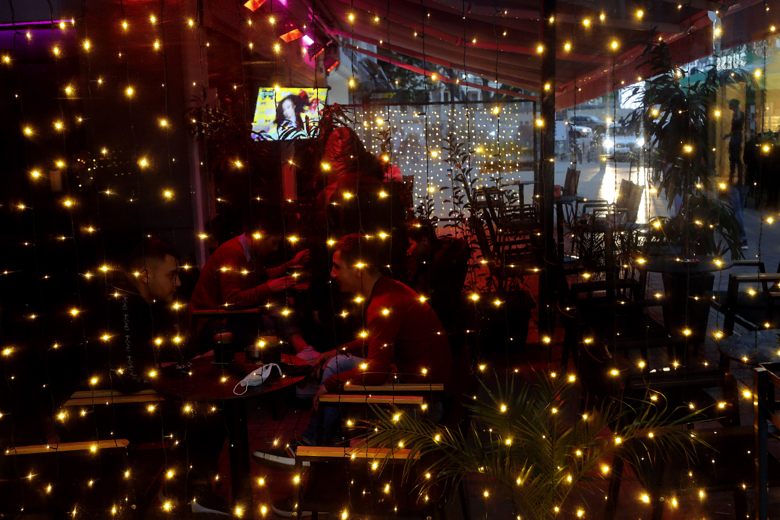 &Pi;έ&rho;&alpha;&sigma;&epsilon; &eta; &nu;έ&alpha; &nu;&omicron;&mu;&omicron;&theta;&epsilon;&sigma;ί&alpha; &gamma;&iota;&alpha; &tau;&omicron;&upsilon;&sigmaf; &chi;ώ&rho;&omicron;&upsilon;&sigmaf; &alpha;&nu;&alpha;&psi;&upsilon;&chi;ή&sigmaf;: &Tau;&iota; &alpha;&lambda;&lambda;ά&zeta;&epsilon;&iota; &mu;&epsilon; ά&delta;&epsilon;&iota;&epsilon;&sigmaf; &kappa;&alpha;&iota; &omega;&rho;ά&rho;&iota;&alpha;