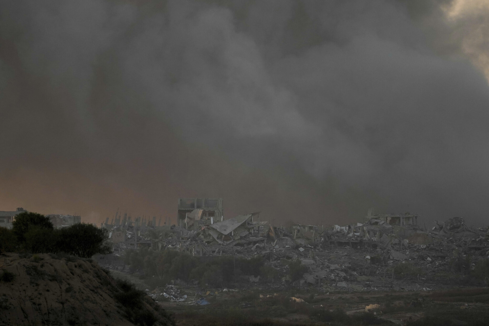 LIVE: Απομακρύνεται το σενάριο μιας νέας εκεχειρίας, συνεχείς οι βομβαρδισμοί