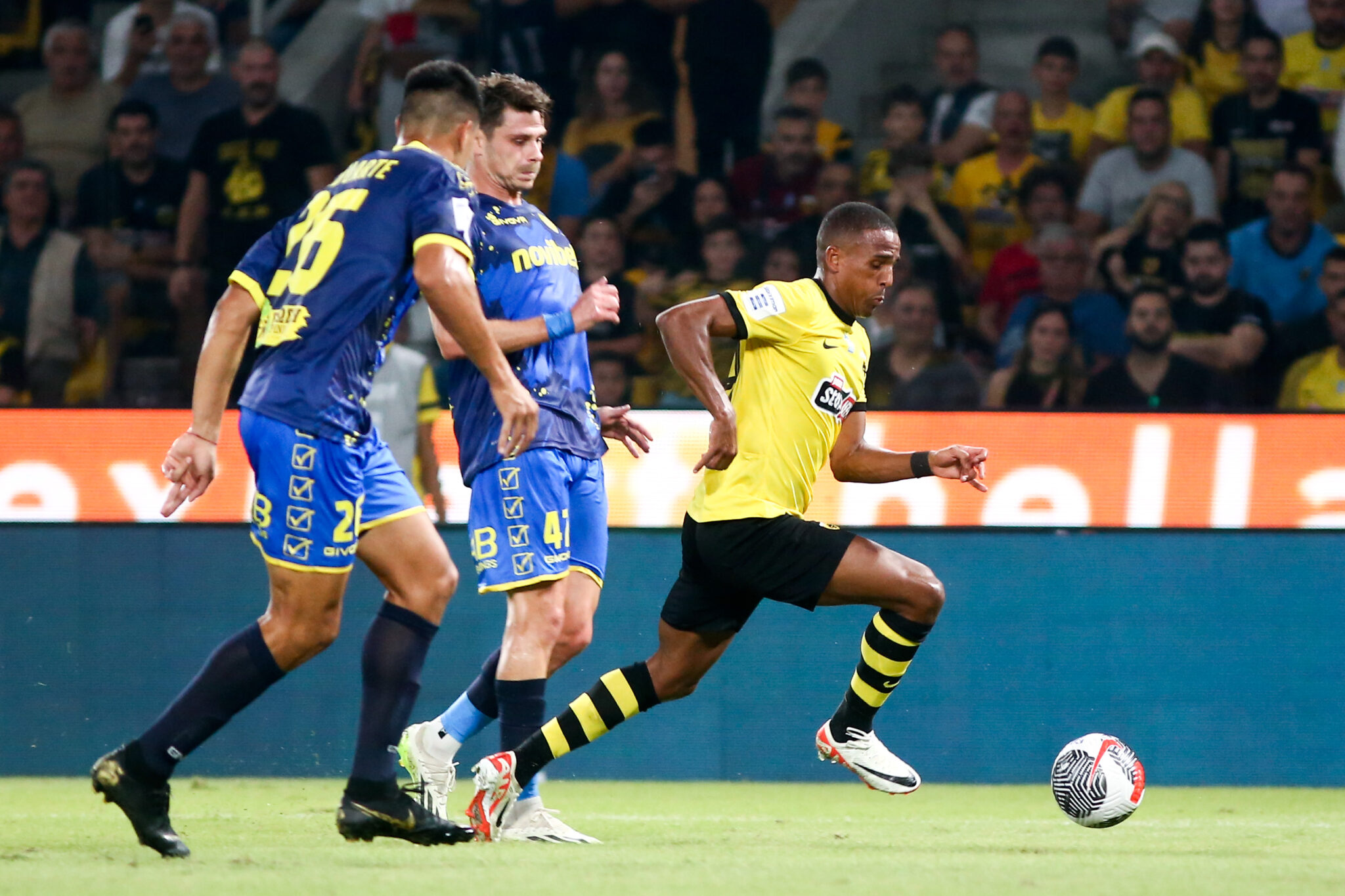 Υποψήφιος για εθνική Σουηδίας ο Ελίασον