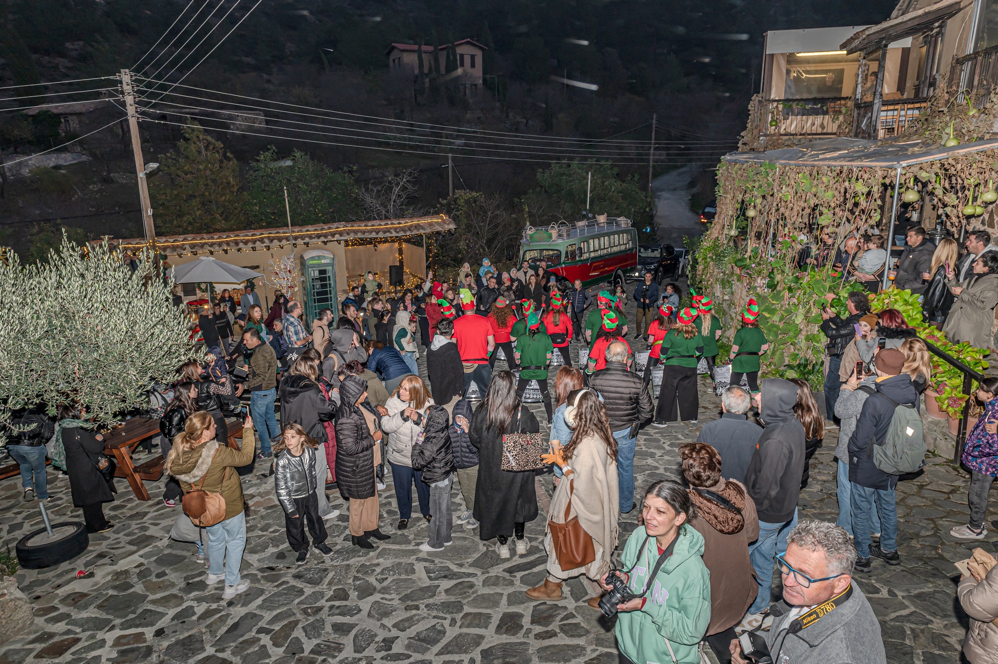Πως θα πηγαίνετε από σήμερα και μέχρι τις 26/12 στο Φικάρδου