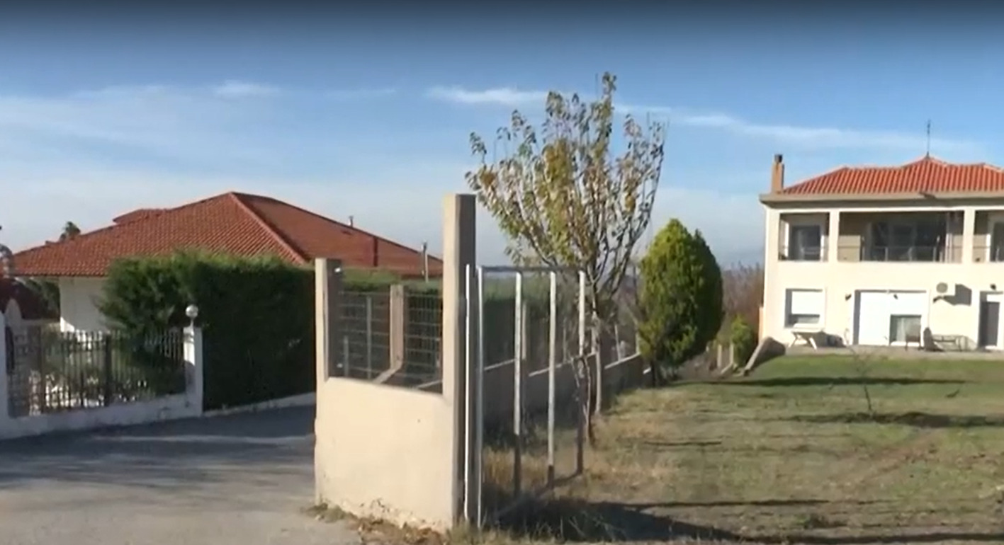 Τα τρία σκυλιά που κατασπάραξαν την 50χρονη επιτέθηκαν και σε ανήλικο κορίτσι