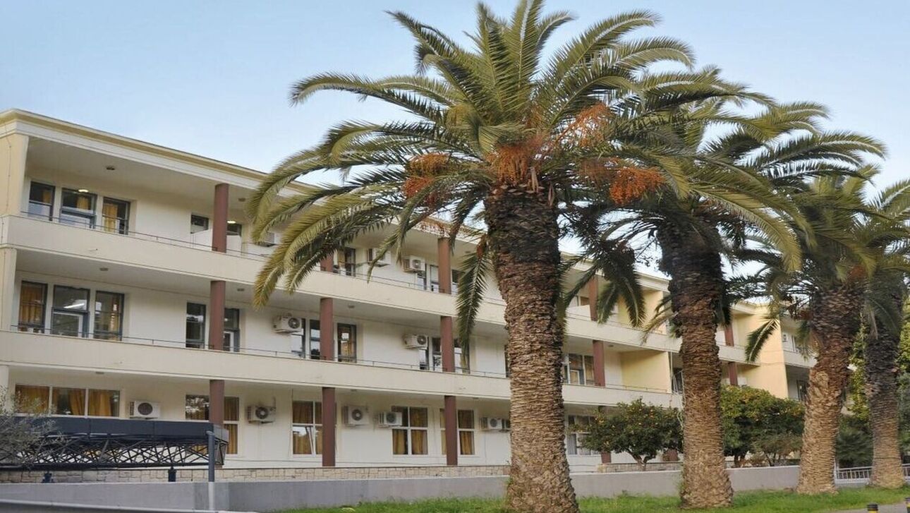 Ηράκλειο: Διασωληνώθηκε 17χρονη μαθήτρια που υπέστη ανακοπή σε σχολική εκδρομή