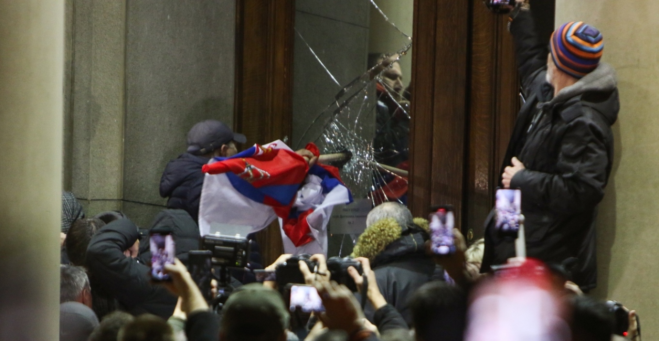 Σερβία: Νέα διαδήλωση με αίτημα την επανάληψη των εκλογών