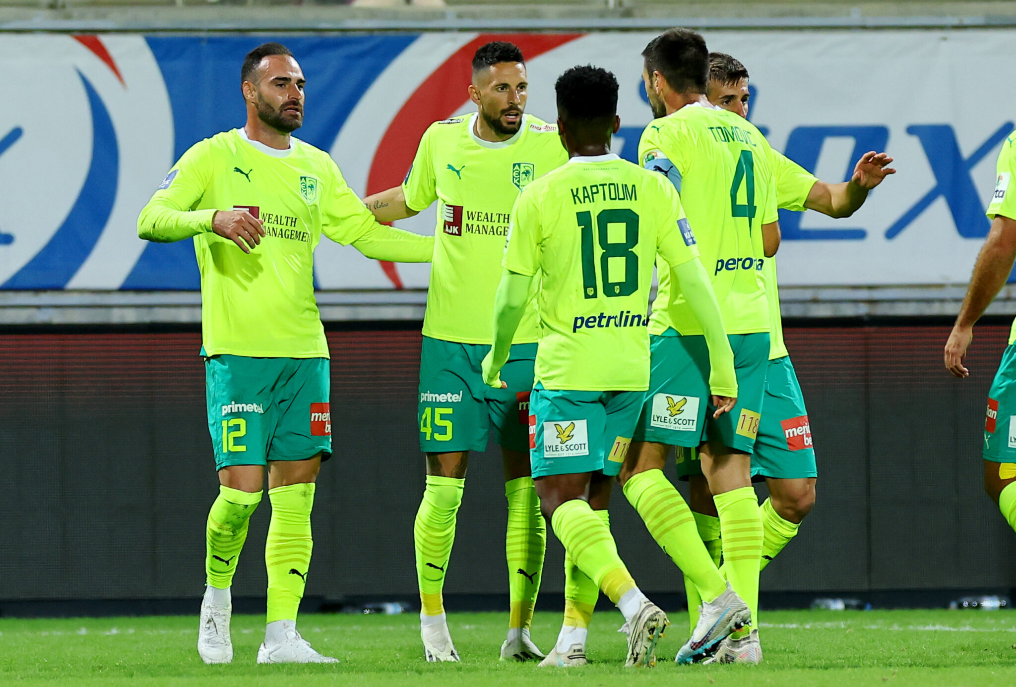 Δύσκολη έξοδος με στόχο το «διπλό» για την ΑΕΚ