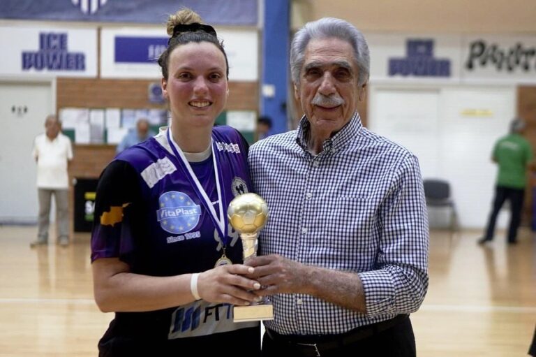 Η αποχώρηση της Μάγδας Παπά από την Ε.Ν. Αθηένου και το κίνητρο της επιστροφής