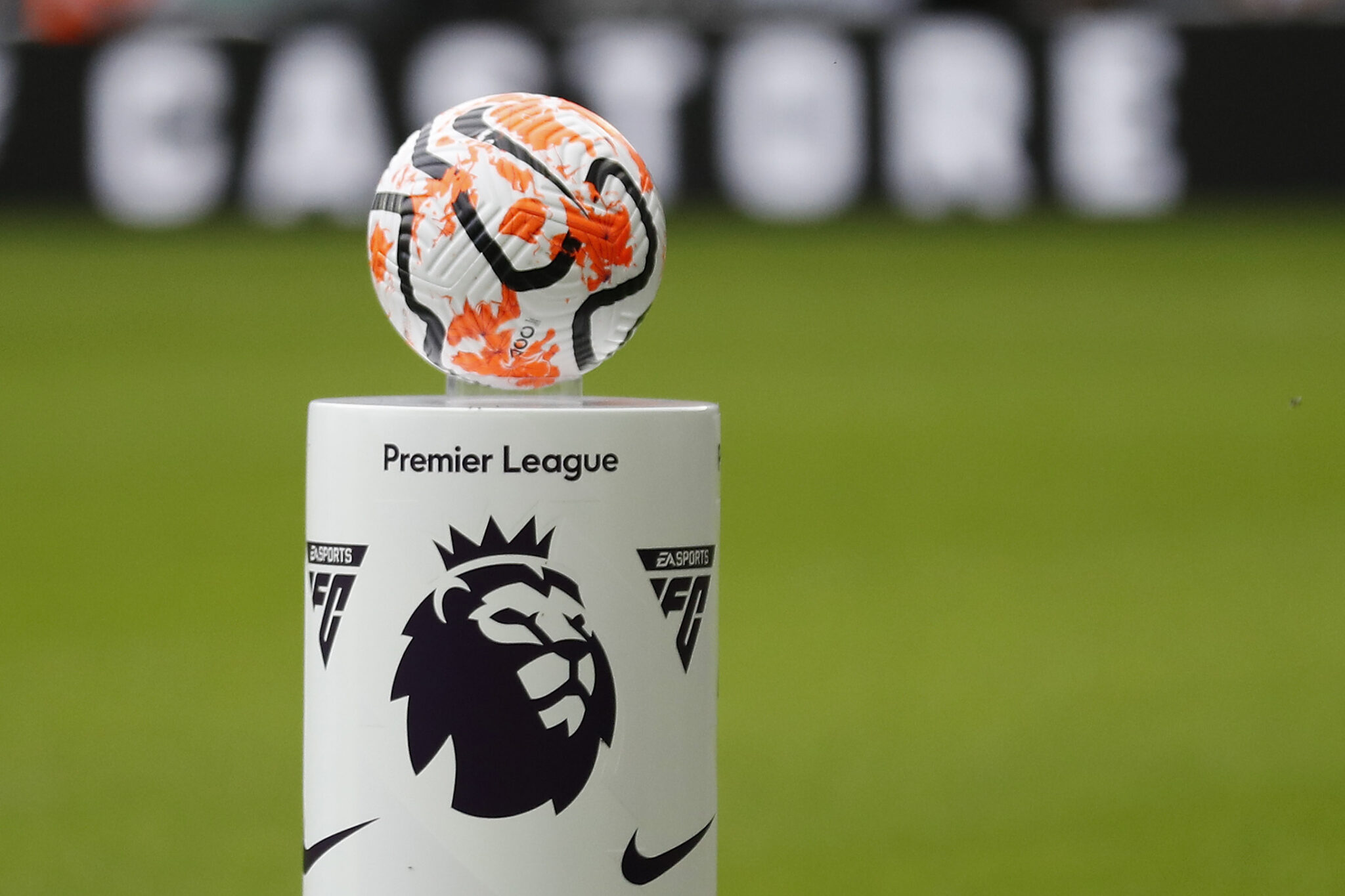 Premier League: Σε… δύο δόσεις και με ματσάρες